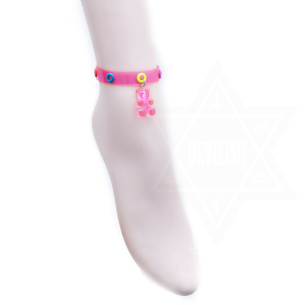 Gummy gummy ankle cufft