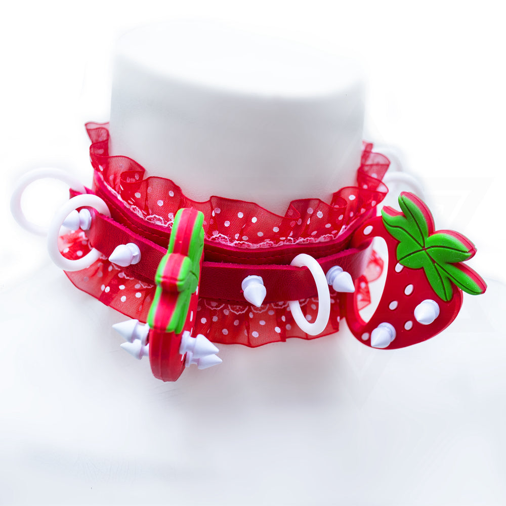 Strawberry flavor choker